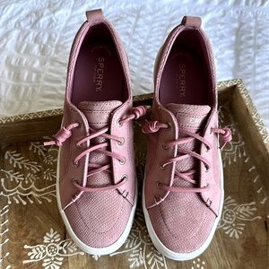 Barley worn Sperry Top Sid-r platform shoes